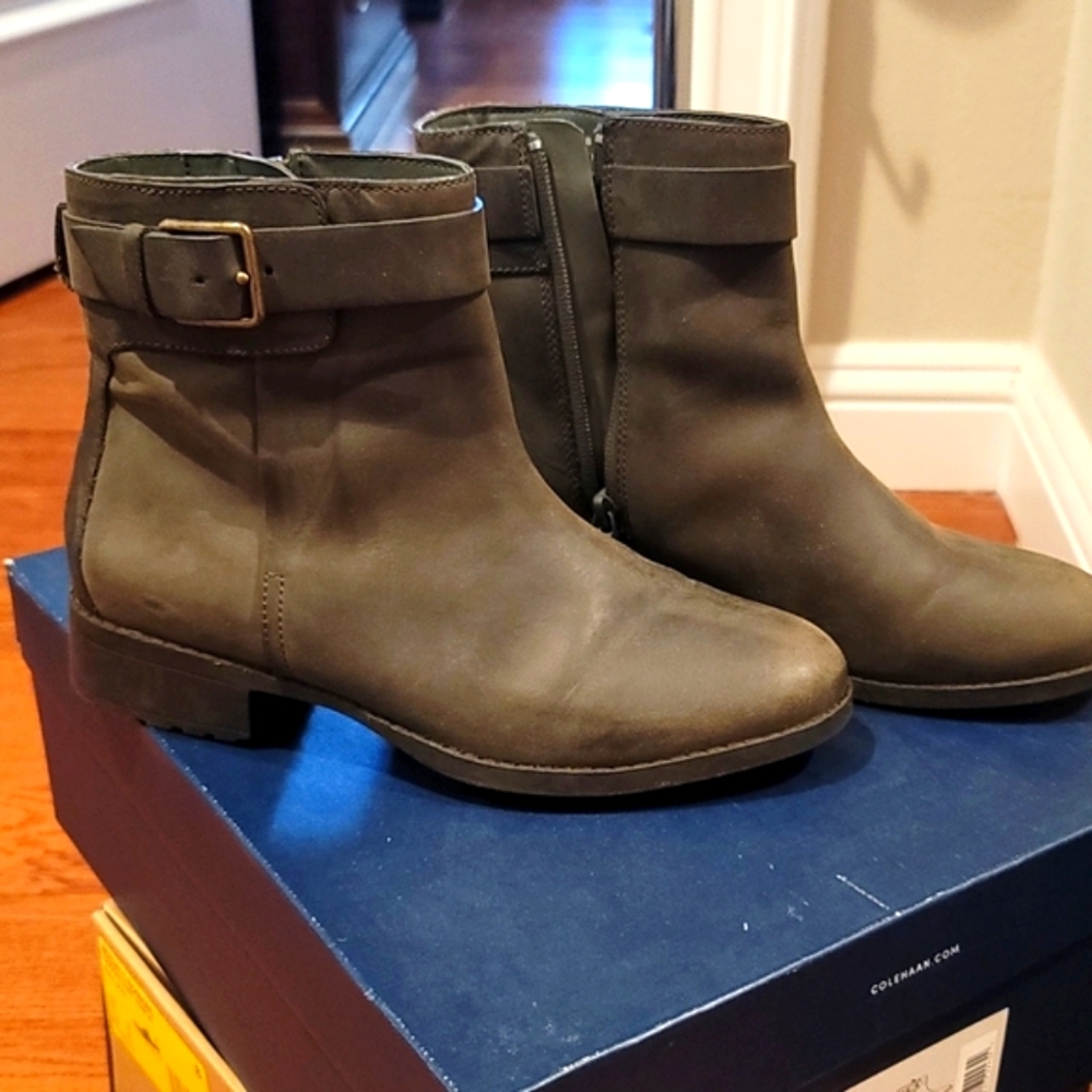 Cole Hann waterproof Leather booties